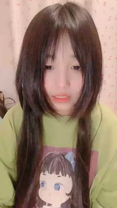 Screenshot 3 from Uncensored Asian POV Solo — Slender Girl Uses Glass Toy on Bed