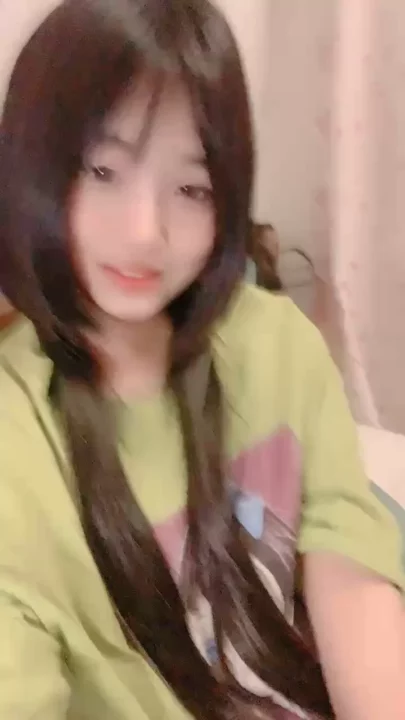 Screenshot 4 from Uncensored Asian POV Solo — Slender Girl Uses Glass Toy on Bed