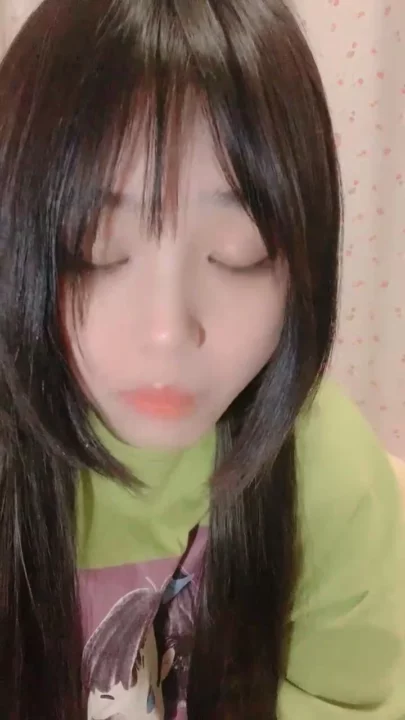 Screenshot 5 from Uncensored Asian POV Solo — Slender Girl Uses Glass Toy on Bed