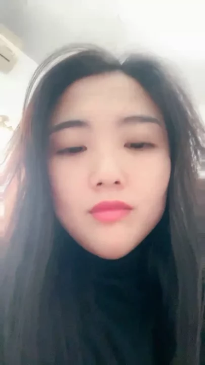 Screenshot 6 from Leaked Asian POV Stream – Busty Amateur Teases with Vibrant Toy