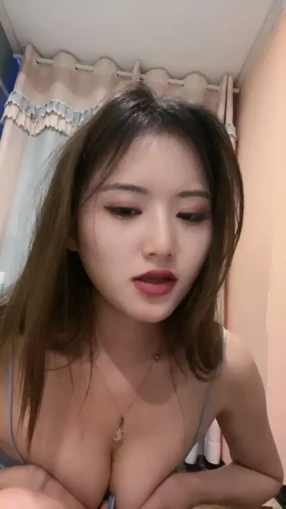 Screenshot 9 from Lingerie-Clad Asian Model Teases Herself Live — 119013
