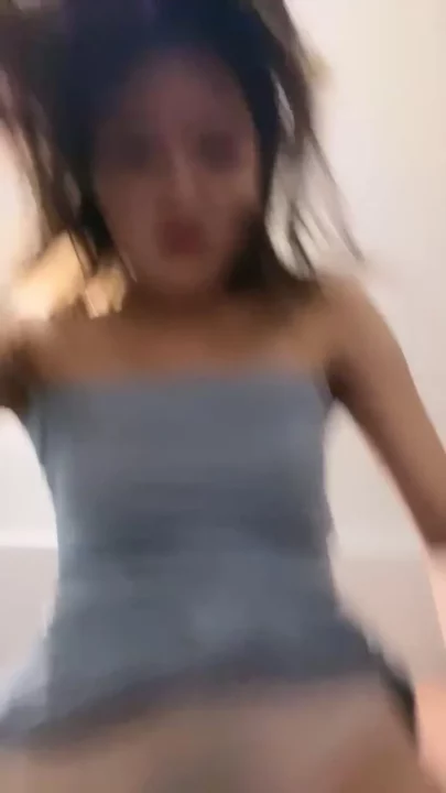Screenshot 13 from Lingerie-Clad Asian Model Teases Herself Live — 119013