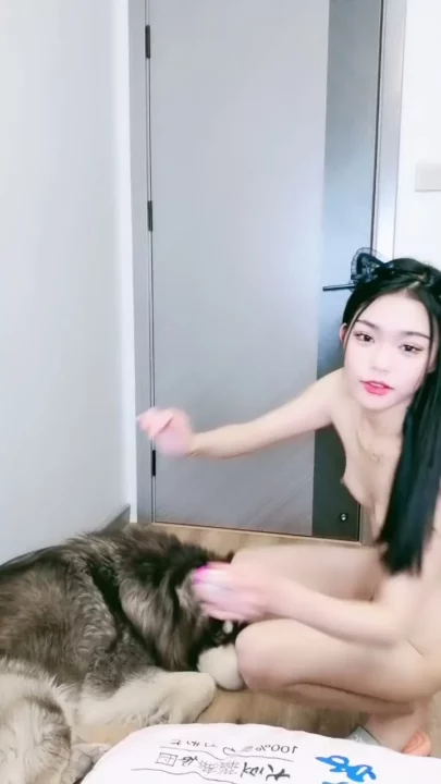 Screenshot 14 from Petite Asian Cam Girl Teases Wet Pussy with Dildo — Uncovered Face