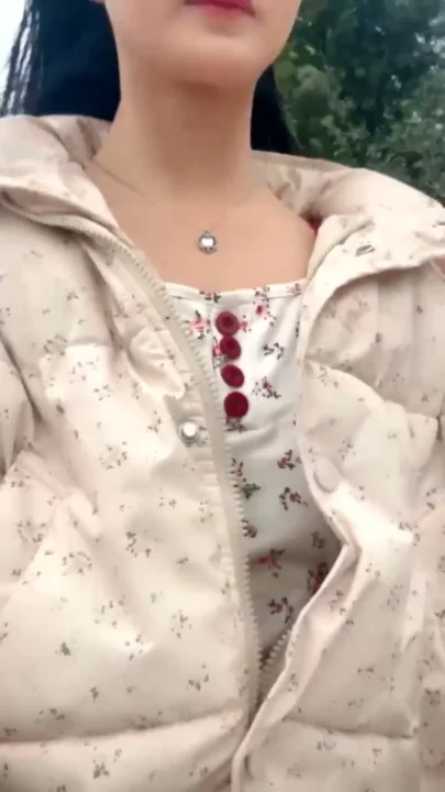 Screenshot 24 from Amateur Asian Solo Play Under Sunlight — Garden Tease in Cartoon Outfit