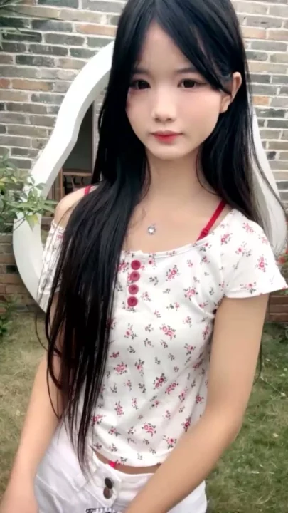 Screenshot 27 from Amateur Asian Solo Play Under Sunlight — Garden Tease in Cartoon Outfit