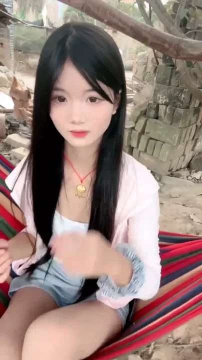 Screenshot 8 from Amateur Asian Solo Play Under Sunlight — Garden Tease in Cartoon Outfit