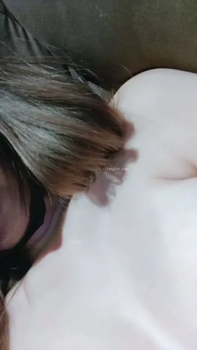 Screenshot 18 from Petite Asian Teases Herself with Glass Dildo — FC2 PPV Solo Scene [FC2-PPV-3510000]