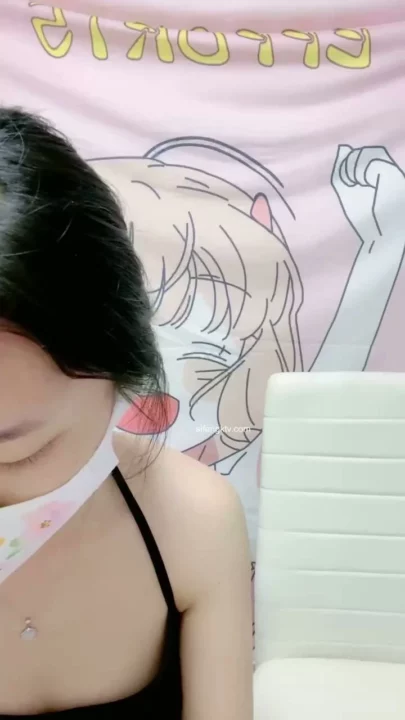 Screenshot 10 from Japanese POV Amateur Self-Pleasure Session Featuring Purple Dildo in Messy Bedroom