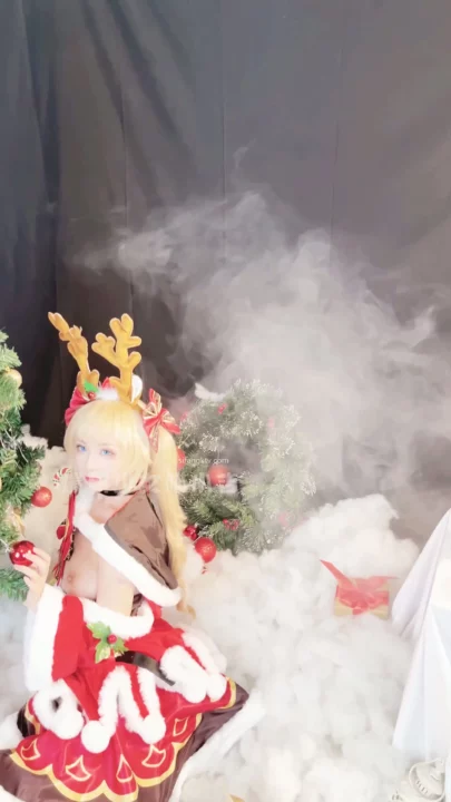 Screenshot 4 from FC2-PPV-XXXXXXX – Slim Asian Babe in Festive Lingerie Solo Toy Play POV