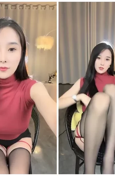 Screenshot 17 from Uncensored FC2 PPV Solo: Petite Asian Amateur Plays with Dildo in Lace Lingerie
