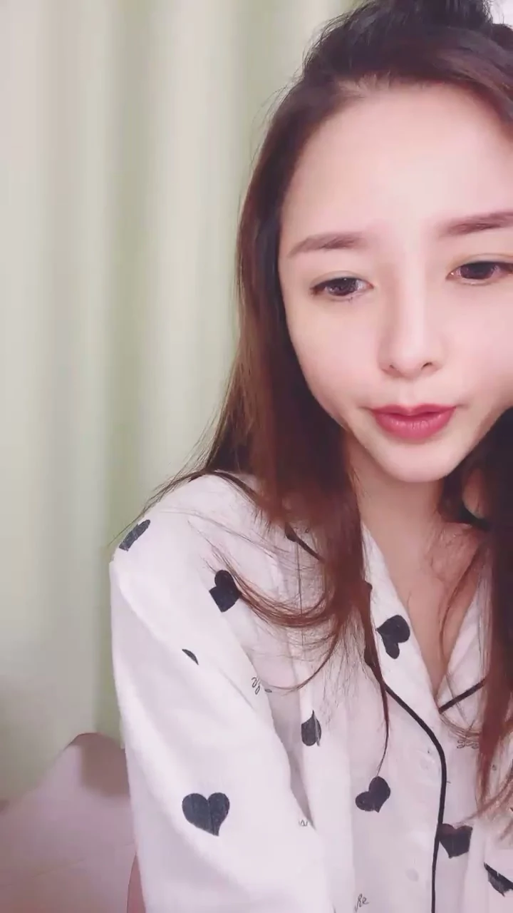 Play video: Slim Japanese Amateur POV – Black Fishnet Stockings & Vibrator Self-Session on FC2-PPV