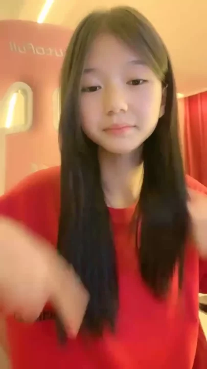 Screenshot 18 from Red Crop Top Tease — Petite Japanese Amateur Solo Gap Moe