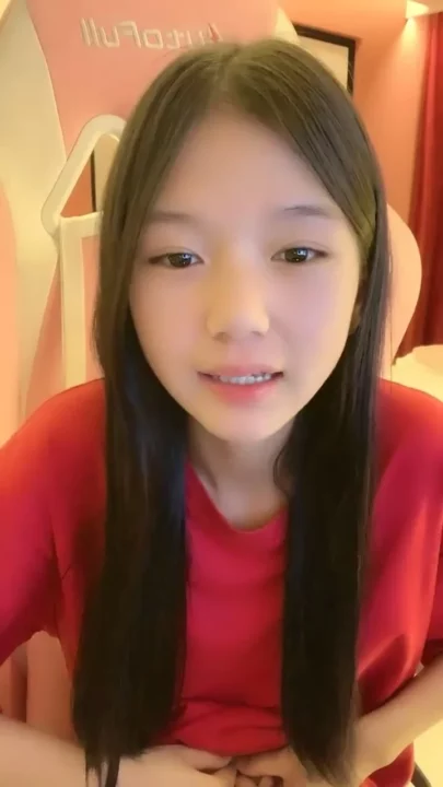 Screenshot 20 from Red Crop Top Tease — Petite Japanese Amateur Solo Gap Moe