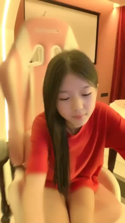 Screenshot 24 from Red Crop Top Tease — Petite Japanese Amateur Solo Gap Moe
