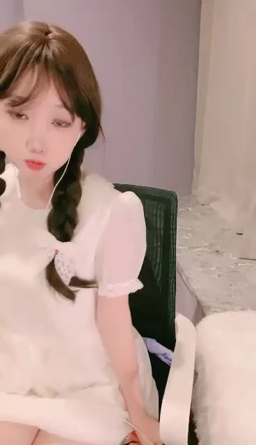 Screenshot 17 from Amateur Japanese Creampie & Blowjob — Face-Shown Bedroom POV