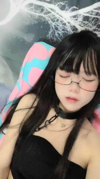 Screenshot 6 from Slim Amateur in Black Lingerie and Choker — Intense Japanese POV Creampie