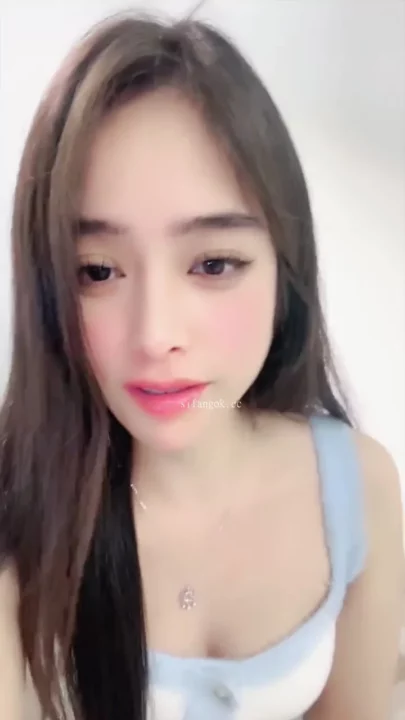 Screenshot 12 from Sensual Japanese Solo Tease — Off-Shoulder Lace Top with Full Face Reveal