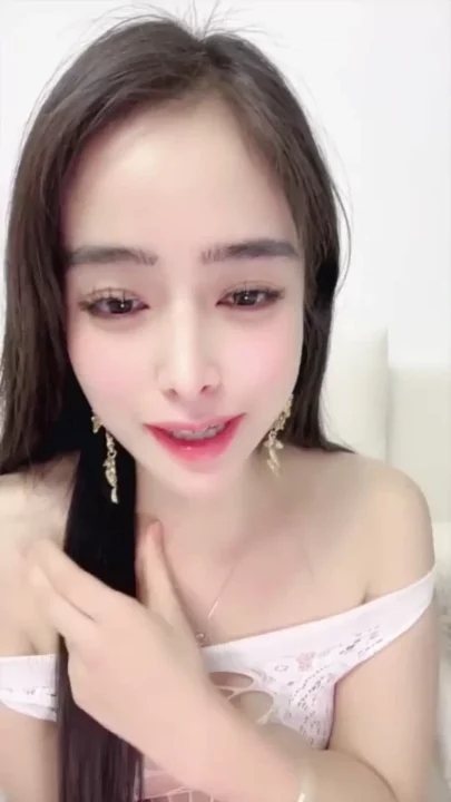 Screenshot 5 from Sensual Japanese Solo Tease — Off-Shoulder Lace Top with Full Face Reveal