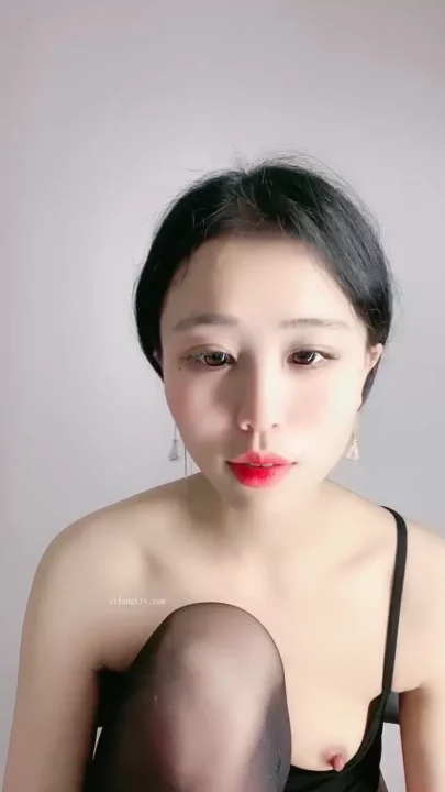Screenshot 9 from Masked Asian Doll Plays Solo in Strapless Black Lingerie & Crimson Thong