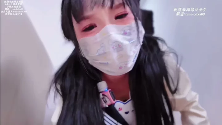 Screenshot 6 from Amateur Asian Schoolgirl in Lingerie — POV Creampie with Uniform Tease