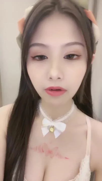 Screenshot 9 from Delicate Asian Model in White Lace — Sensual Solo Session with Fishnets